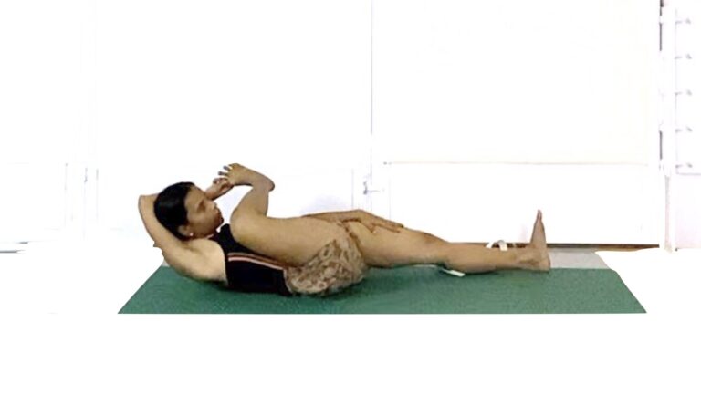 Padmasana Preparation, Akunchan Kriya in Supta Padangusthasana